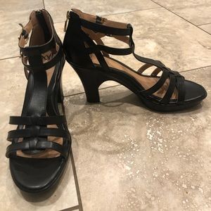 Black size 9 heels